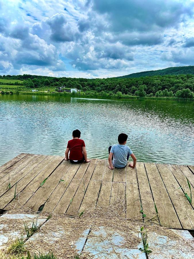 Caravans 10 Min To Tsonevo Lake & 35 Min To Black Sea Ngoại thất bức ảnh
